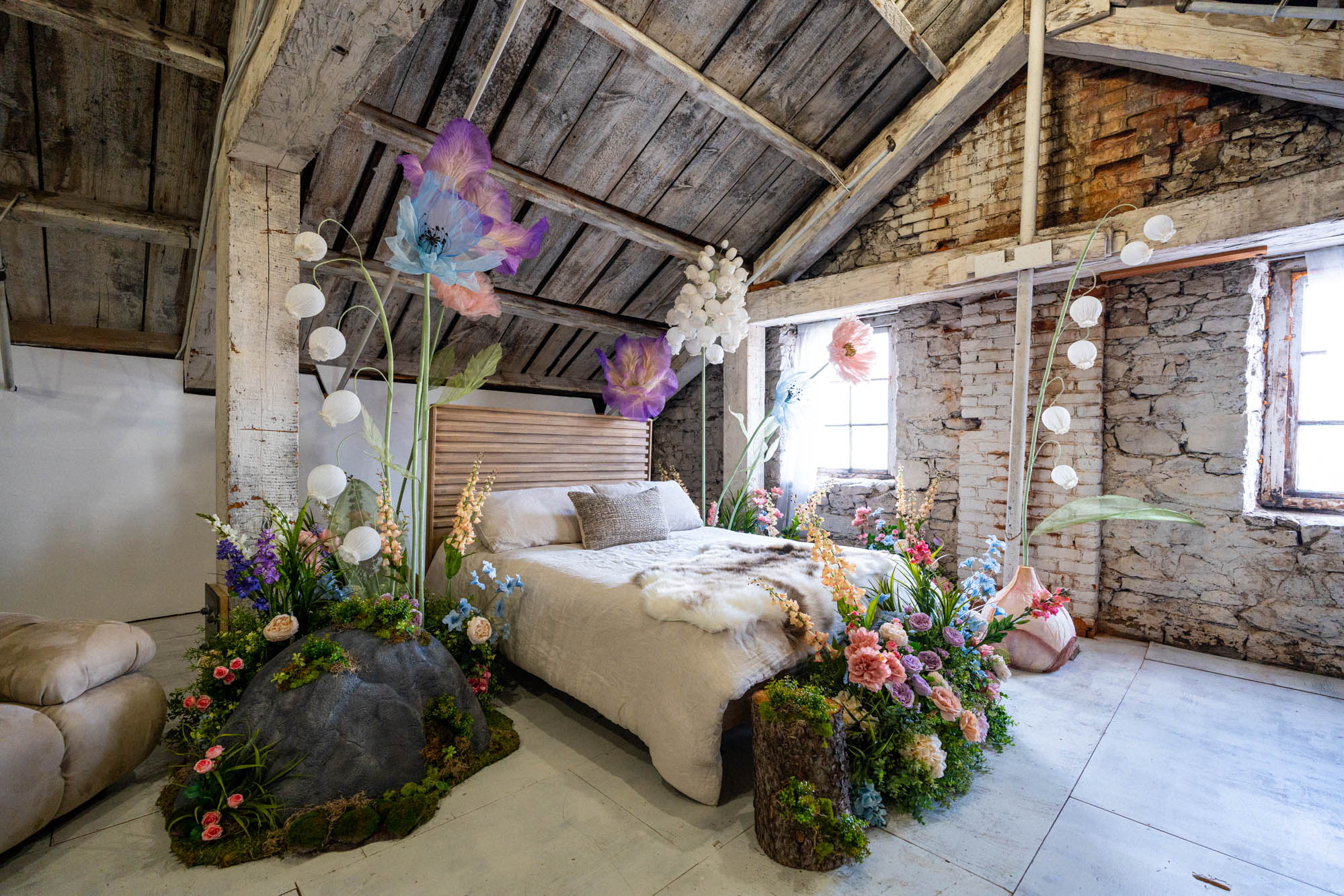 Spring_Bedroom_Lo-8.jpg